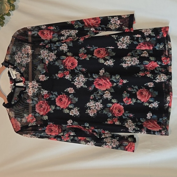 Faith and Joy Floral Mesh Top With Black Lining Size Large - Picture 1 of 7